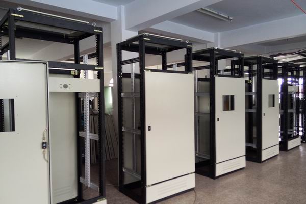 铜官控制箱-3683谈谈控制箱的维护和保养事